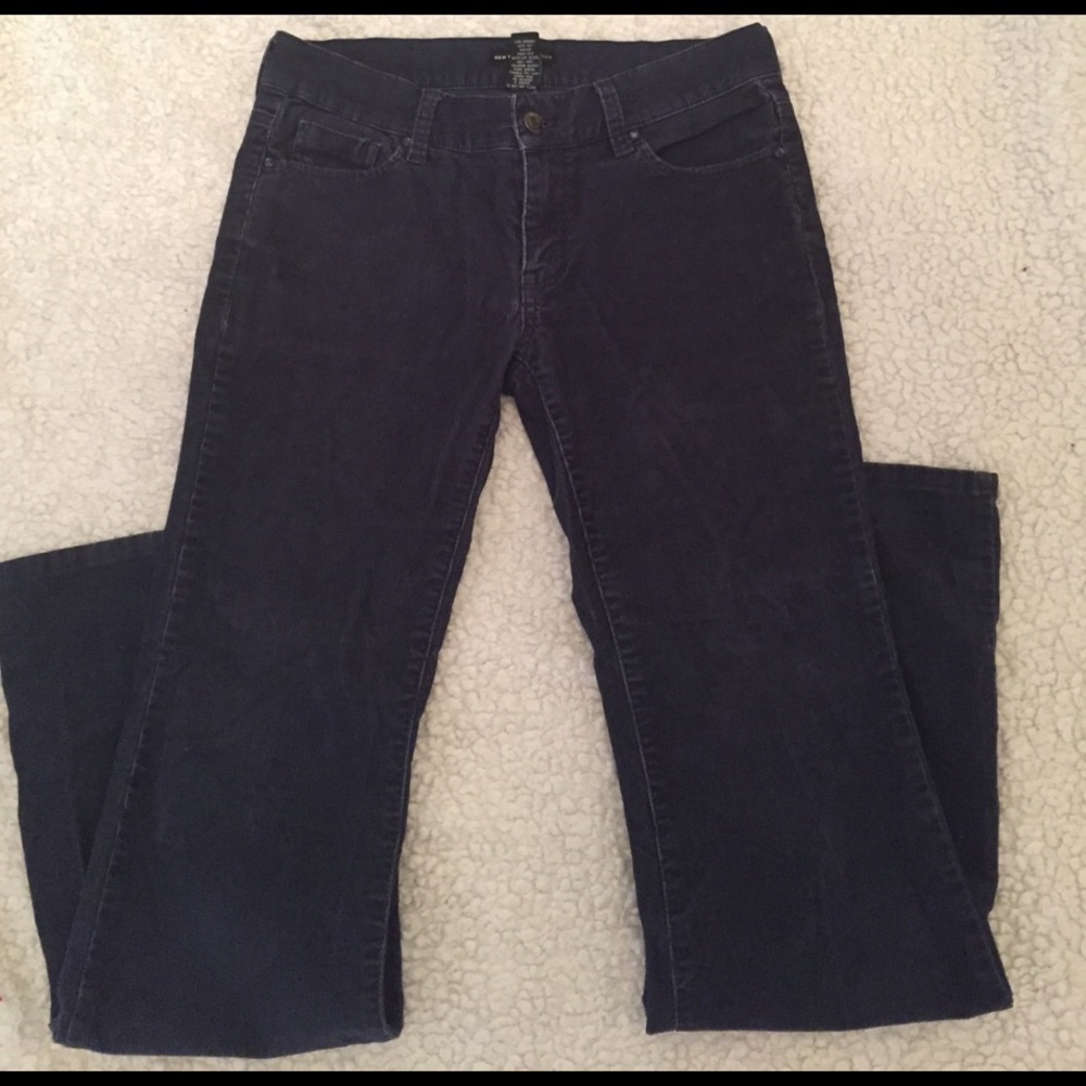 New York & Company Corduroy Pants. Size 4.