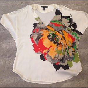 Kenneth Cole split sleeve top