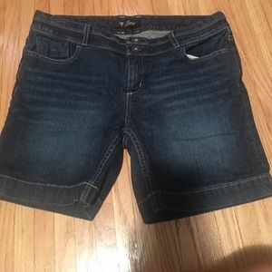 Guess Jean shorts