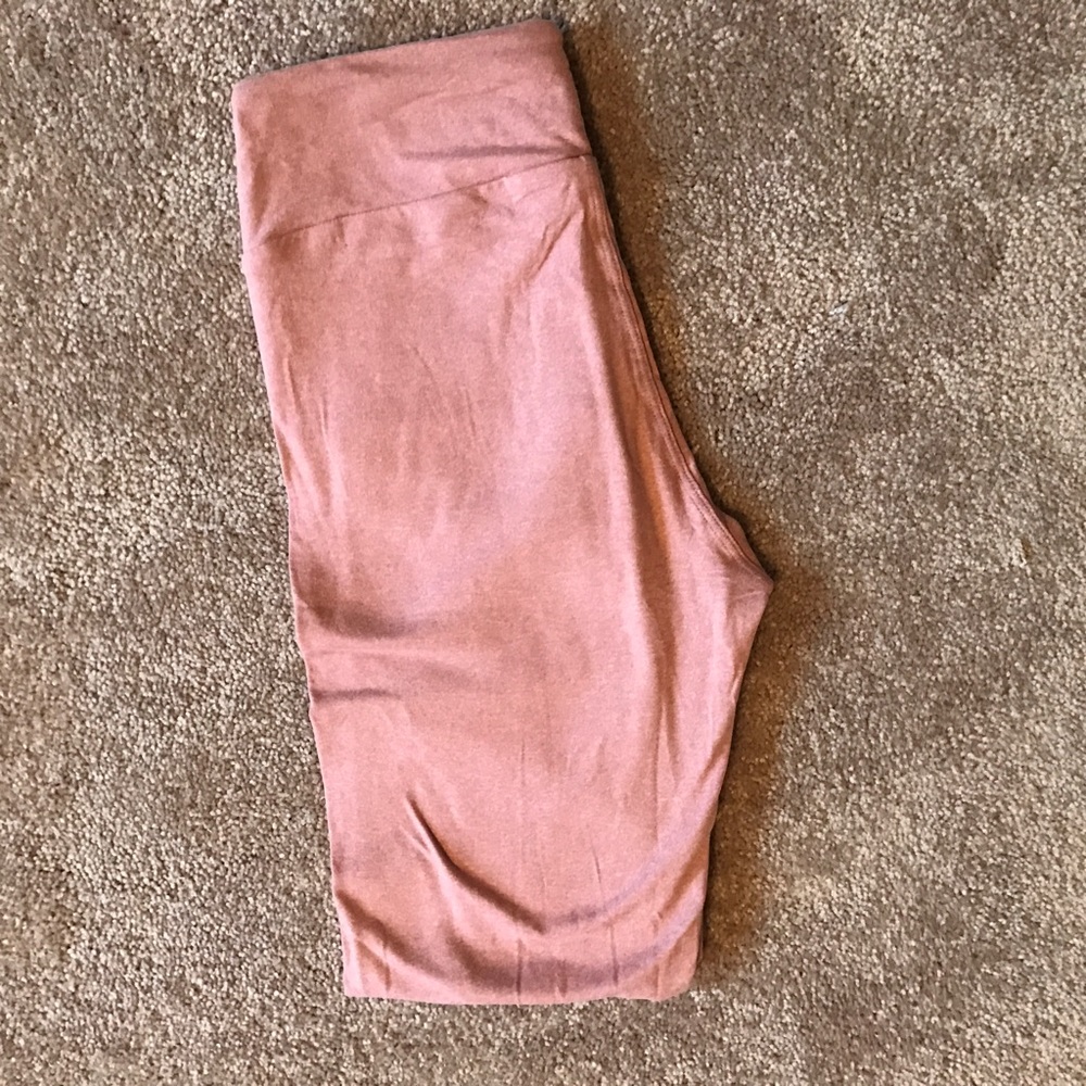 Lularoe Pastel Pink Leggings