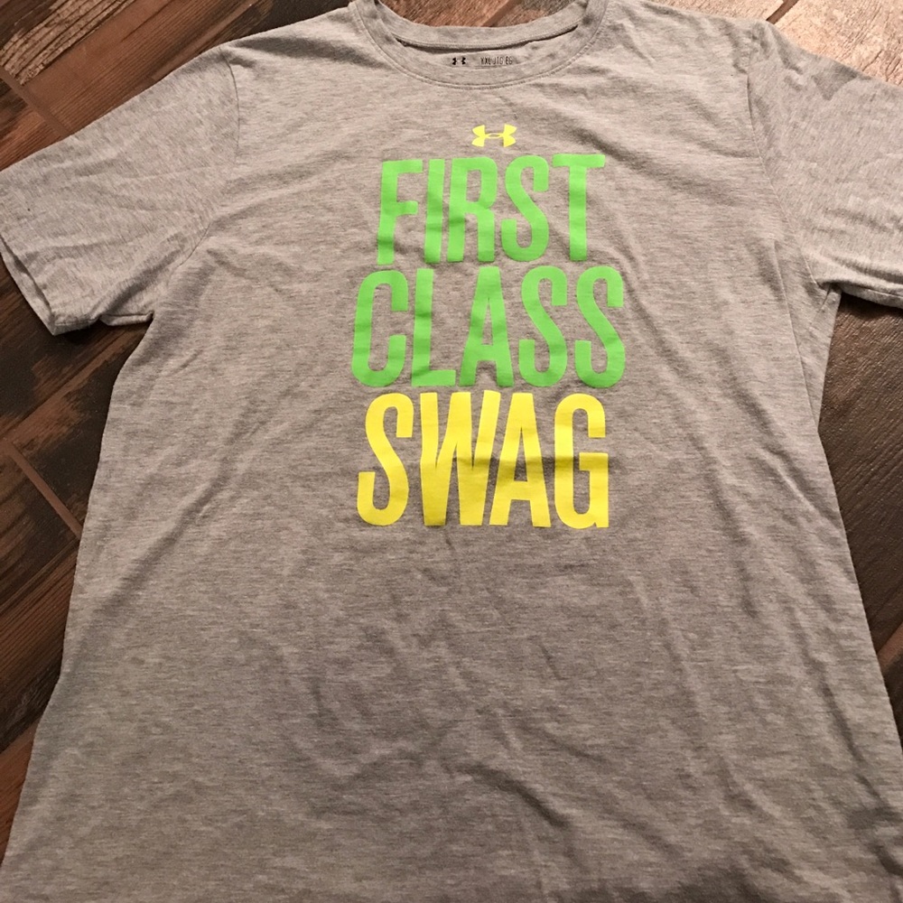 Under Armour YXL T-shirt