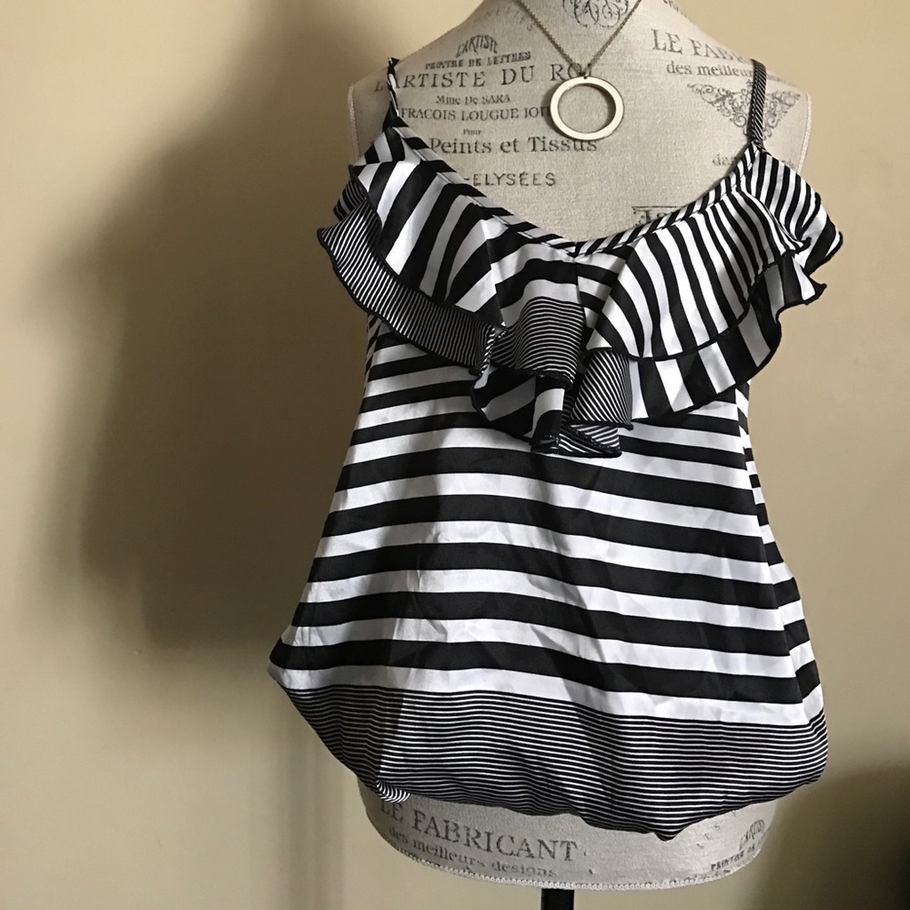 💫Dots Striped Flutter Top