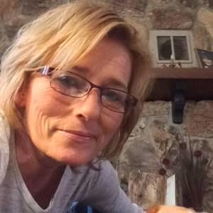 Meet your Posher, Coni