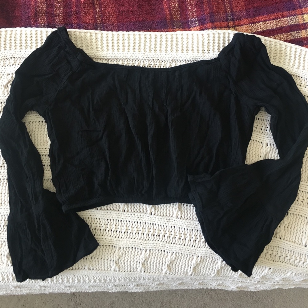 Pacsun Bell Sleeved Crop Top