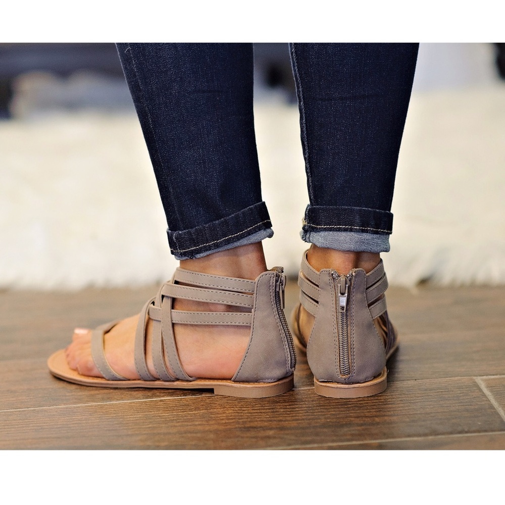 Last 1🚨🚨Taupe Strappy Sandals - Picture 2 of 2