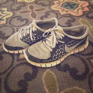 Nike Free Runs