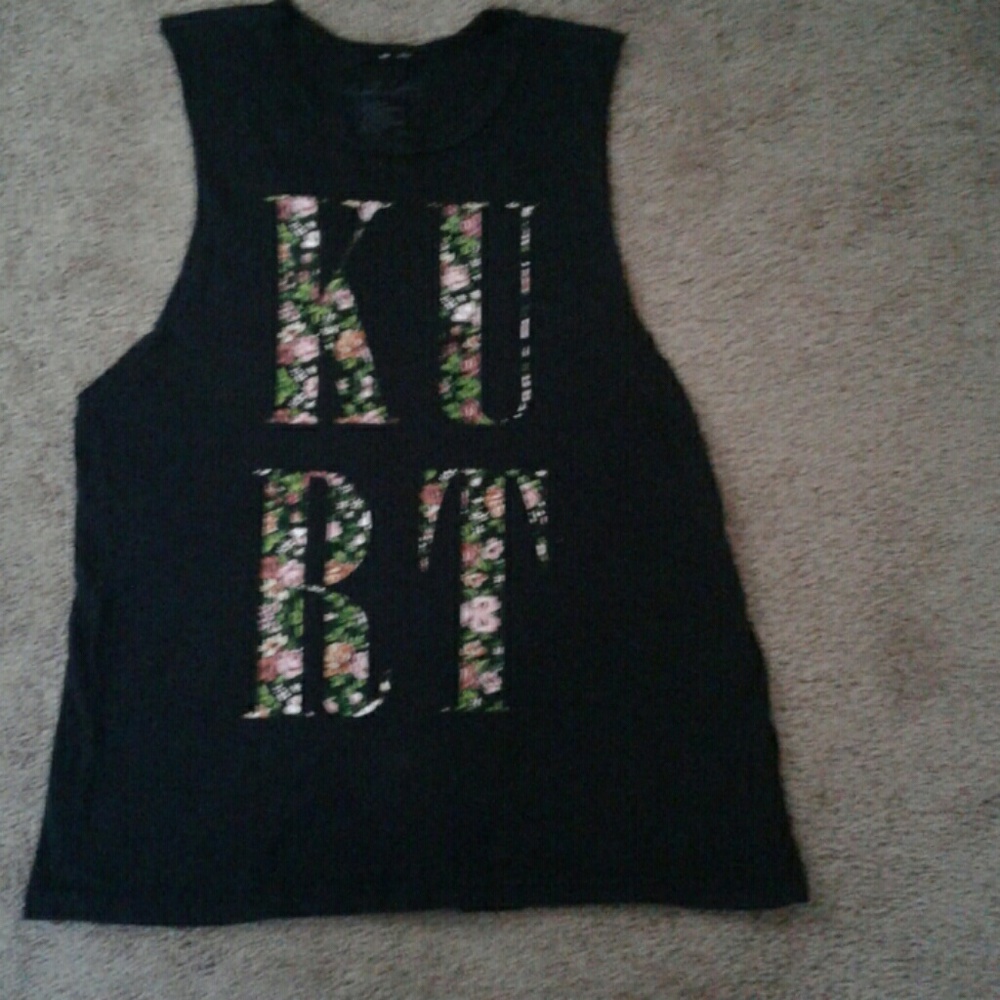 Hot topic /Kurt Cobain tank tee