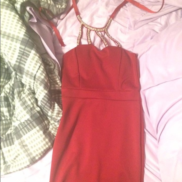 RED HOMECOMING DRESS - Picture 1 of 2