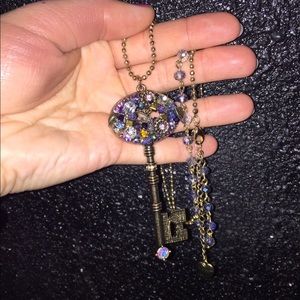 Betsey Johnson key necklace