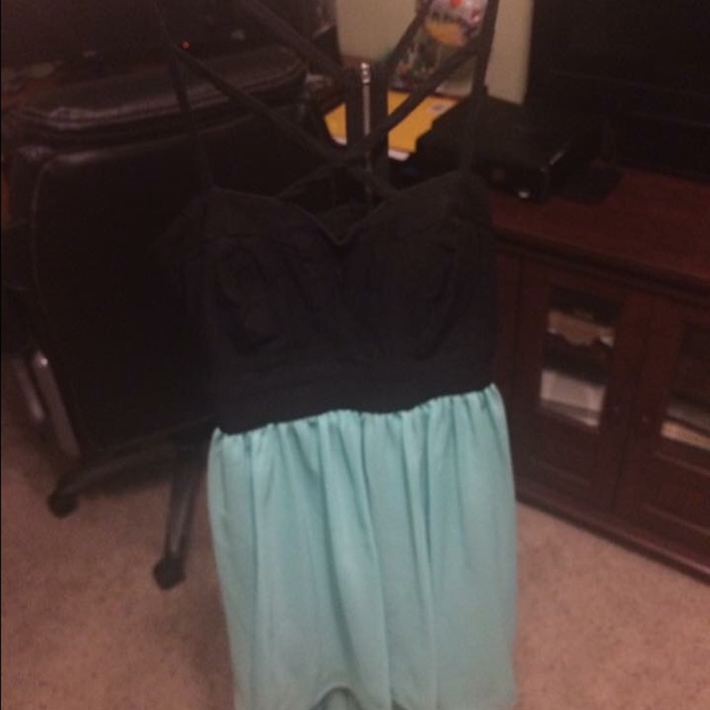 HIGHLOW DRESS - Picture 2 of 2