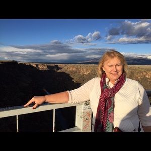 Meet your Posher, Eda