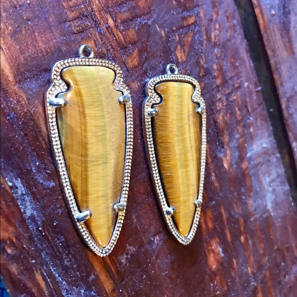 Kendra Scott Skylar earrings (RARE COLOR)