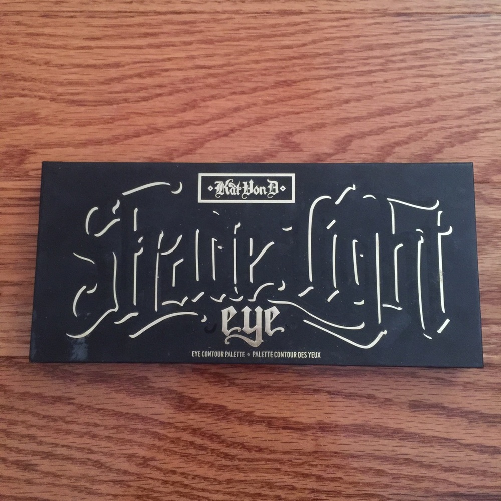 Kat Von D Shade and Light Eyeshadow Palette