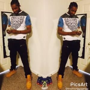 Meet your Posher, Troy