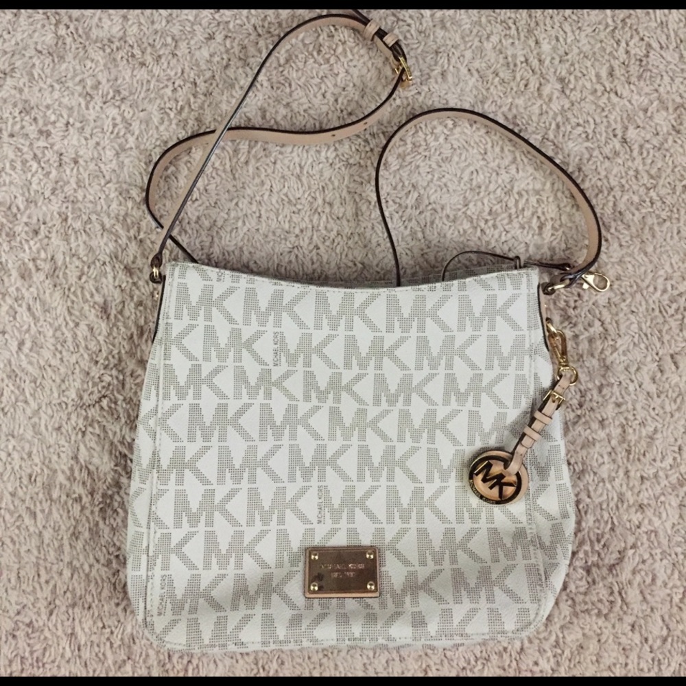Michael Kors cross body