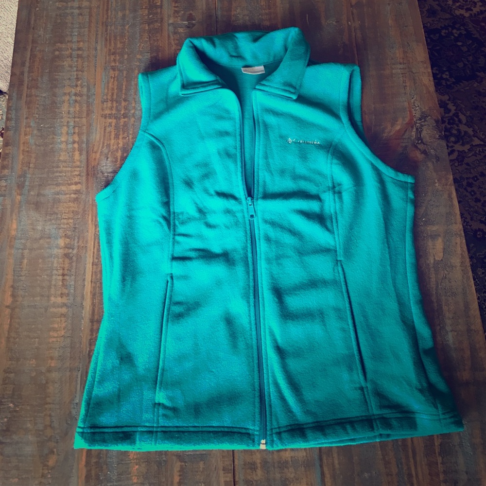 Teal Fleece Columbia Vest .