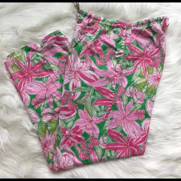 Carole Hochman Other - Fun pink & green tropical print pj pants sz S