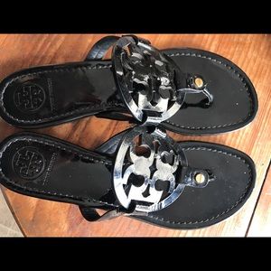 Tory Burch Millers size 9