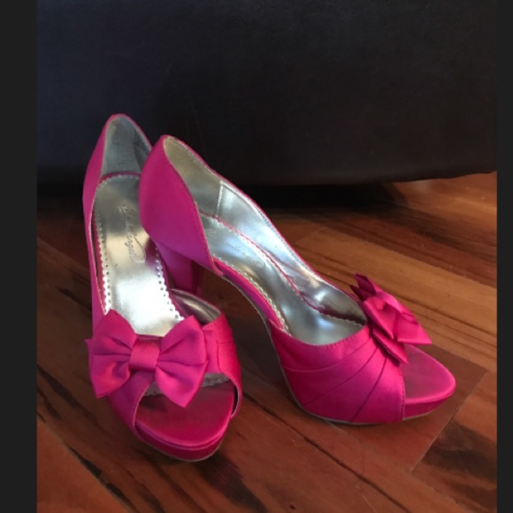 Davids bridal heels