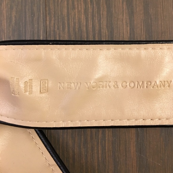 🔥🔥price drop!! 🔥🔥Beautiful bow belt - Picture 3 of 3