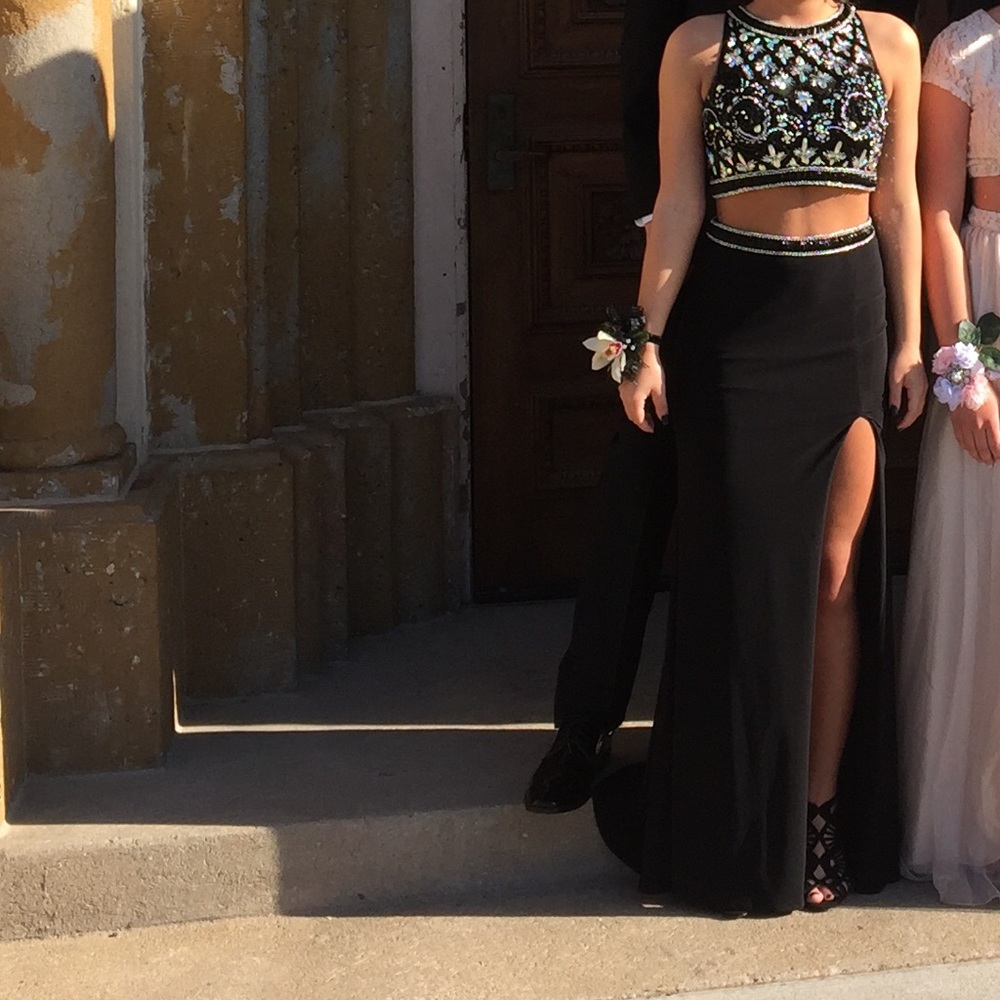 Sherri Hill Black 2 Piece Size 4