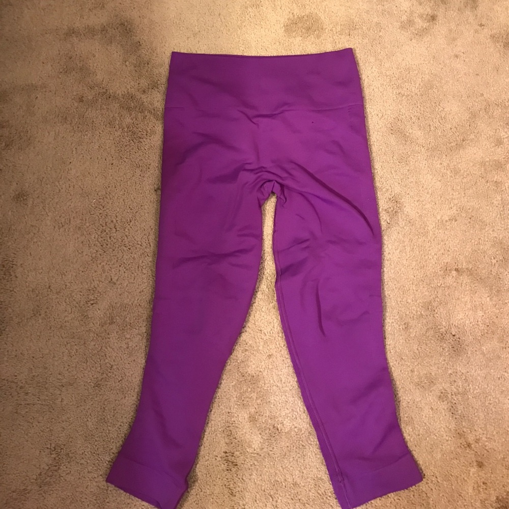 Purple lululemon leggings