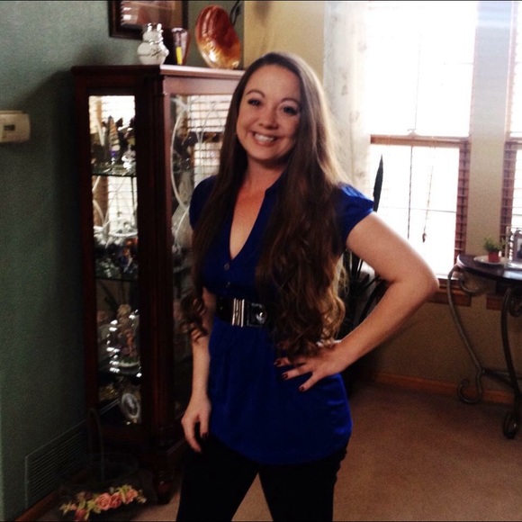 Meet your Posher, Aubri - Picture 2 of 2