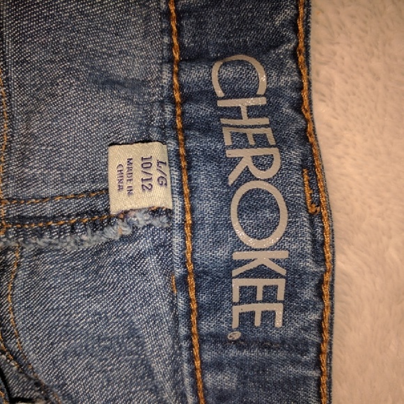 High wasted  role up jean shorts - Picture 3 of 3