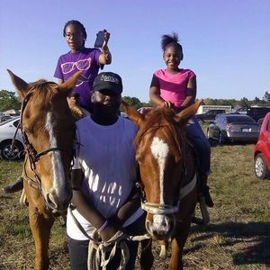 Meet your Posher, Laron