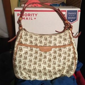 Dooney & Bourke hobo purse.  Authentic. EUC.