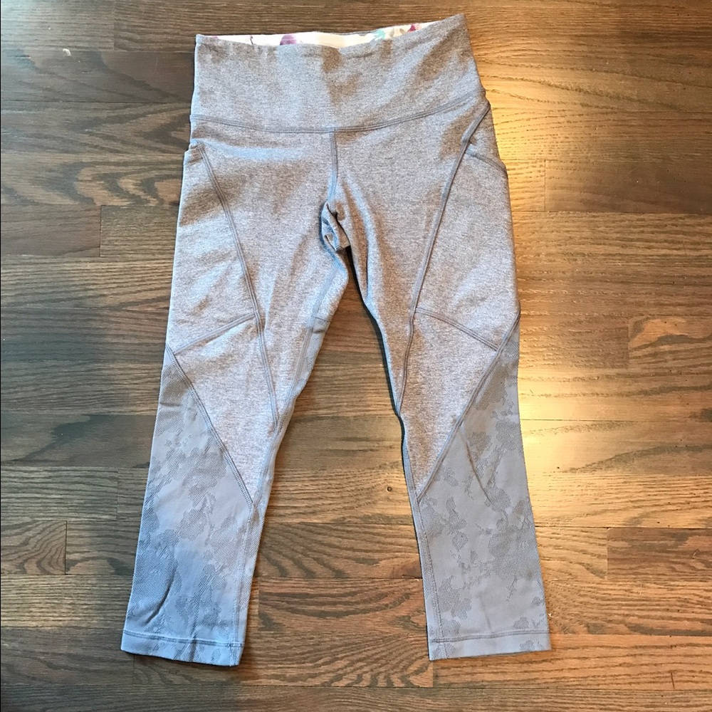 Lululemon crop pants