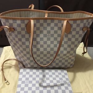 Authentic Luis Vuitton Neverfull MM D. Azur...