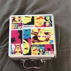 Makeup set