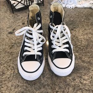 Black high top converse