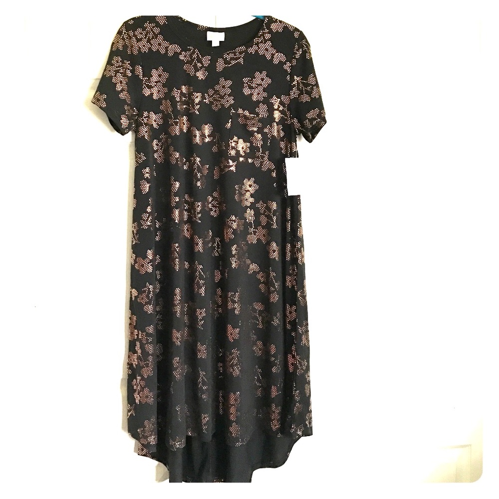 🦄LuLaRoe Medium Elegant Carly🦄