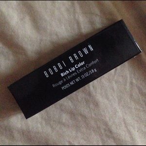 BRAND NEW BOBBI BROWN LIPSTICK