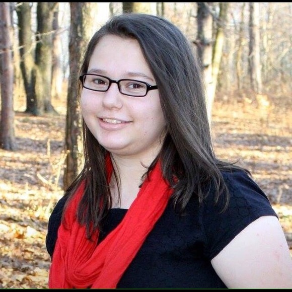 Meet your Posher, Natalie - Picture 1 of 1