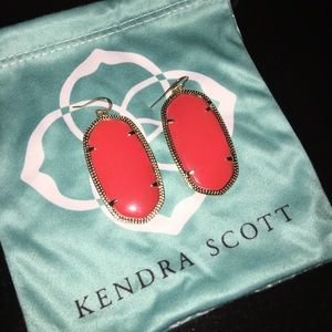 Kendra Scott Danielle earrings