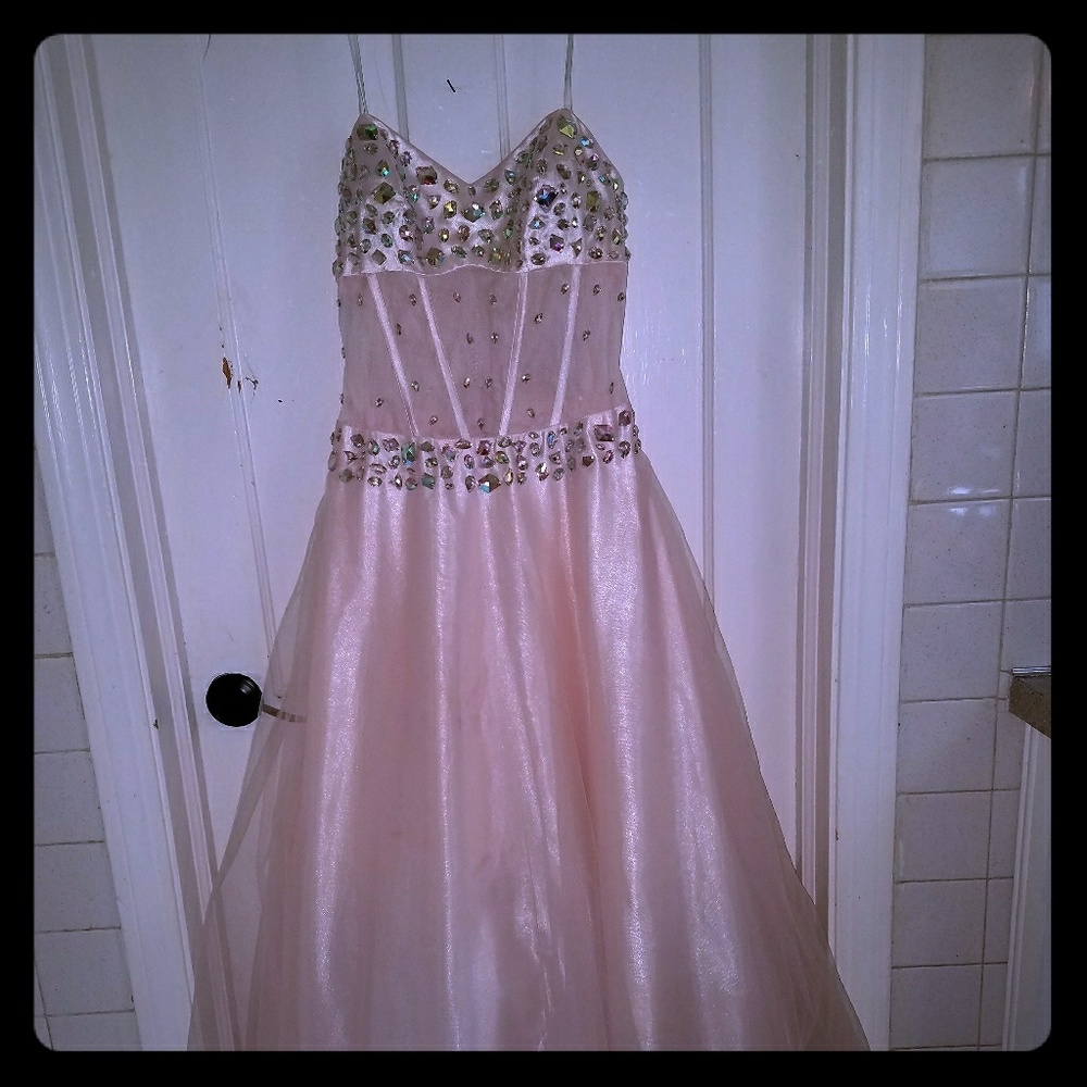 Formal light pink dress