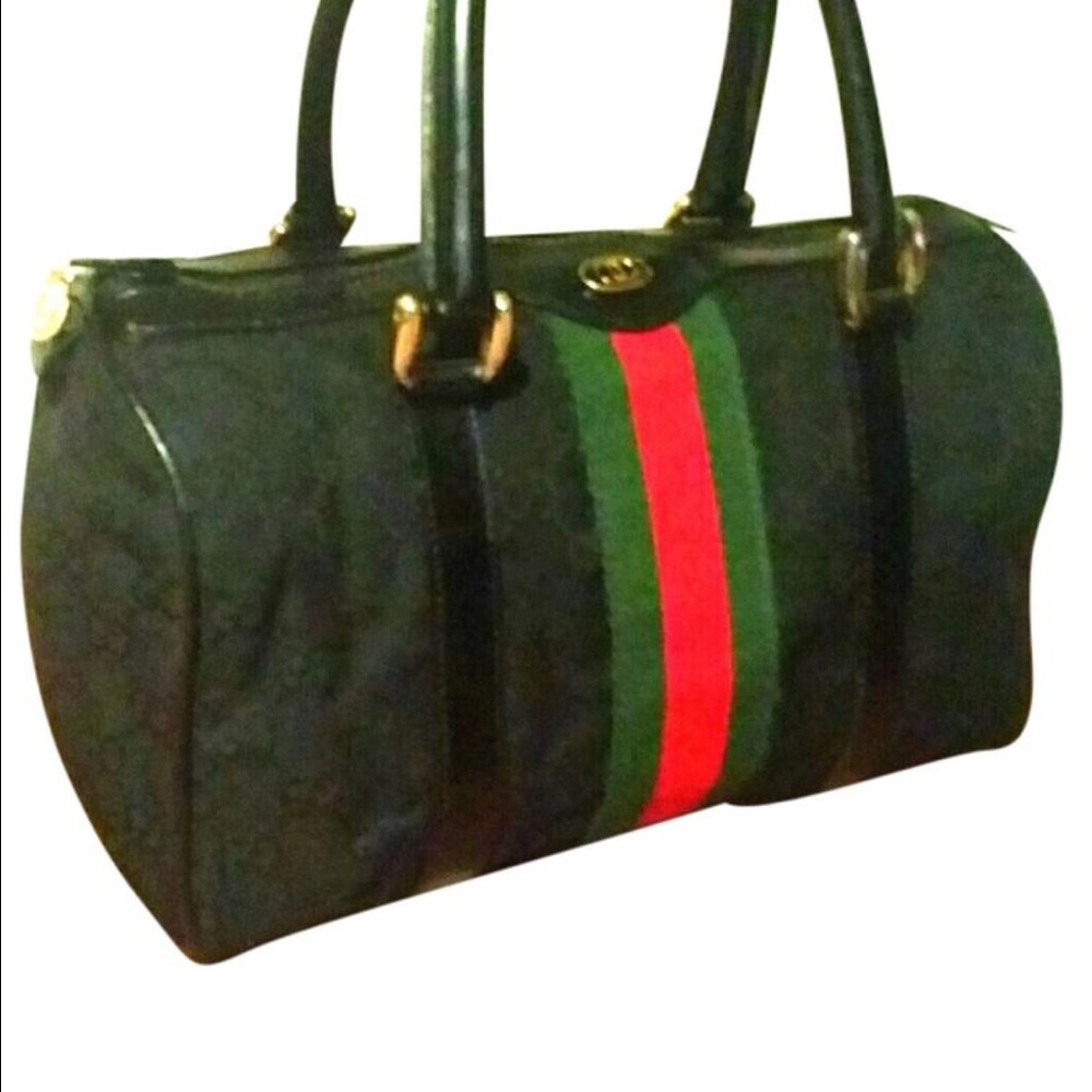 Found it! Looking: Gucci vintage black Boston Bag