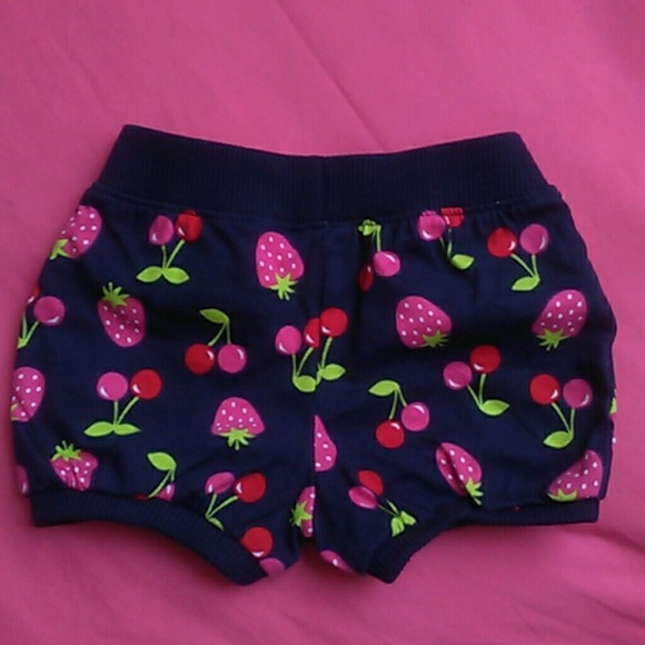 Cute shorts for baby - Picture 2 of 2