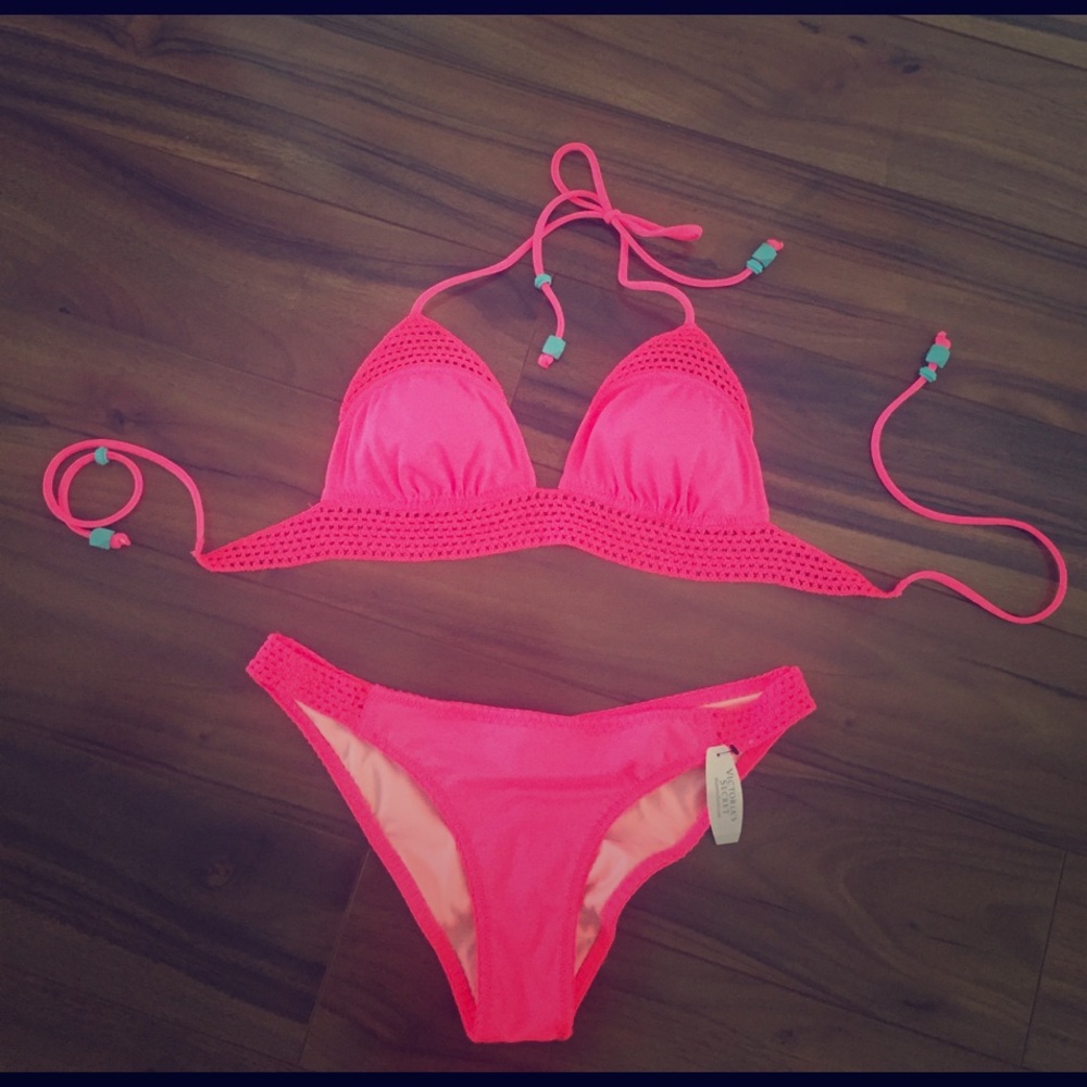 VS hot pink bikini