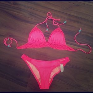 VS hot pink bikini