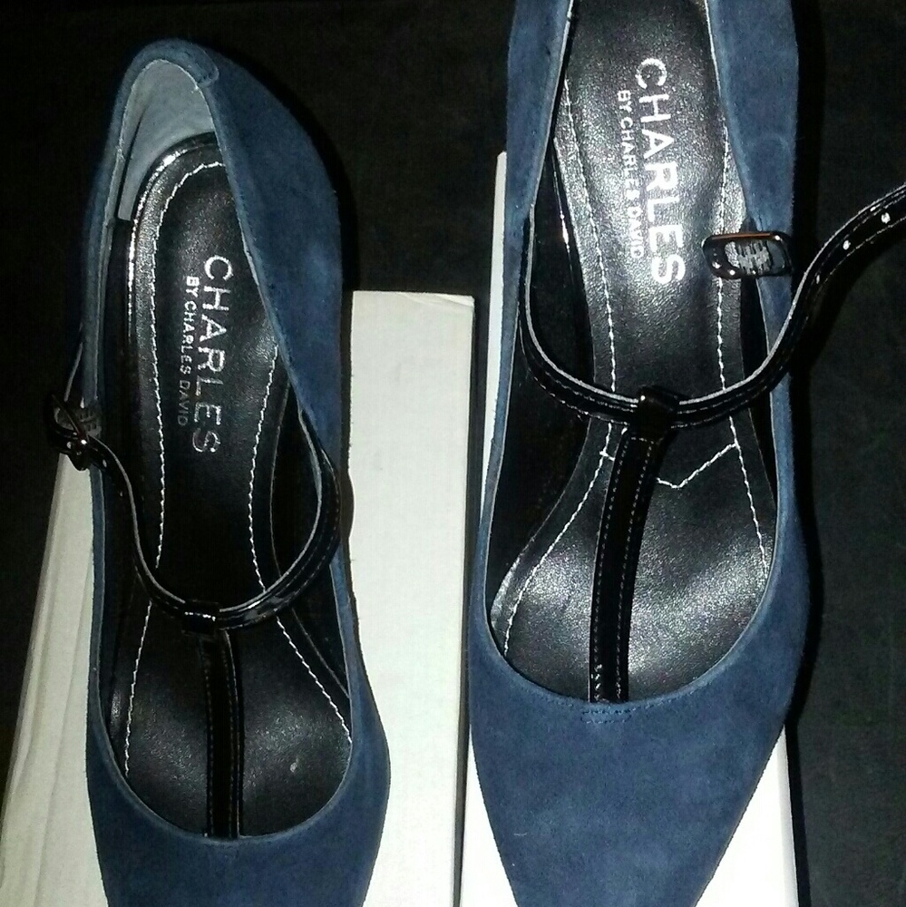 Women's Shoes Size 6