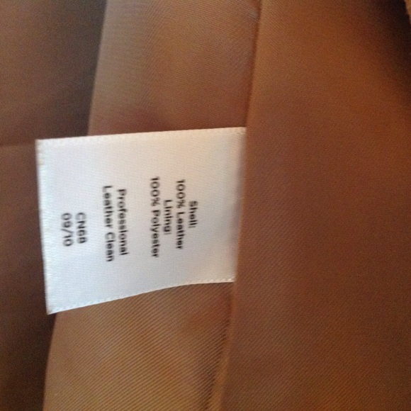 leather jacket - Picture 3 of 3