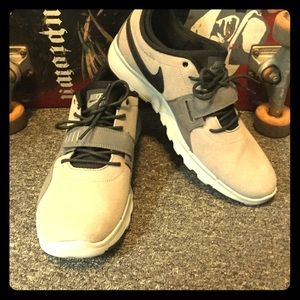 Brand New Nike SB's o: