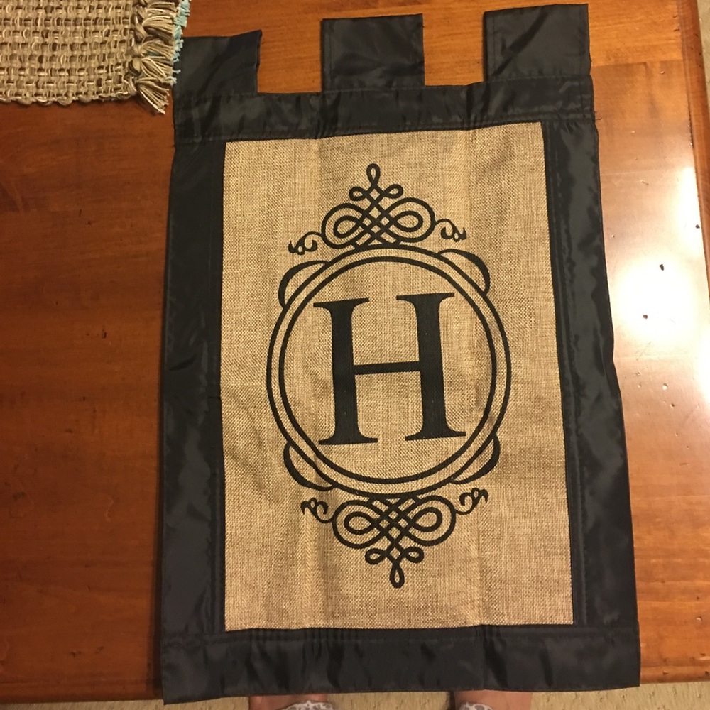 Monogrammed garden flag NWOT