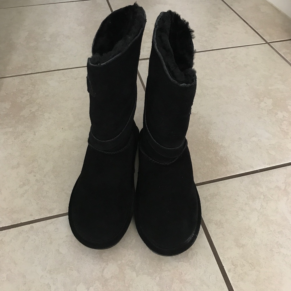 Black BearPaw boots