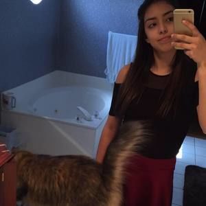 Meet your Posher, Paige