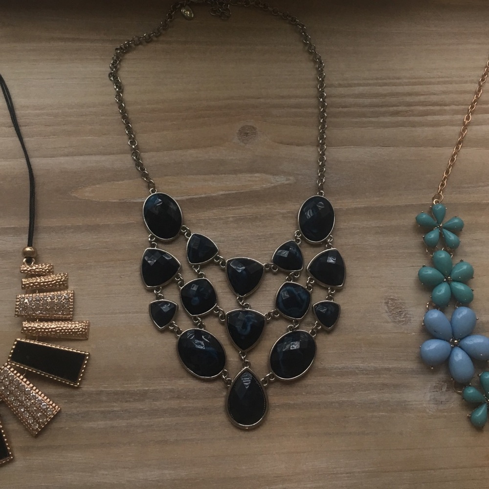 Bundle Necklaces - Picture 3 of 4